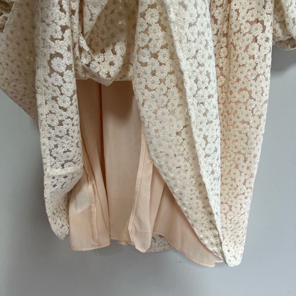 Storia Crochet-Lace Baby Doll Mini Dress in Vanilla/Cream, size M - Picture 7 of 11